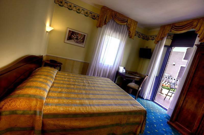 מודנה Hotel Castello חדר תמונה